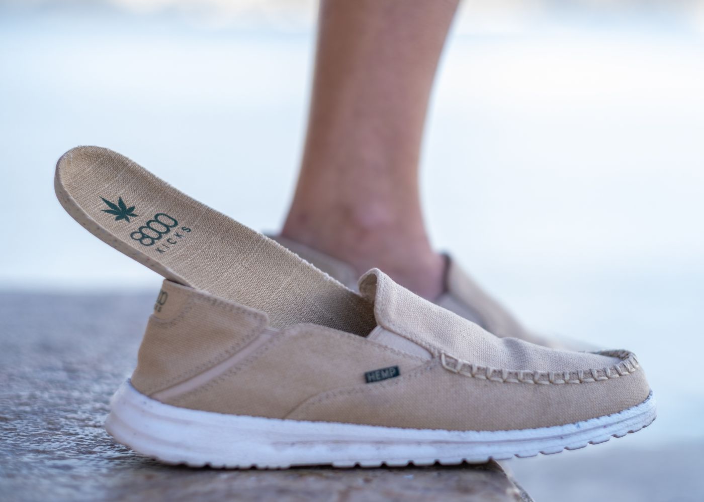8000Kicks Sunslide - The Hemp Slip-On
